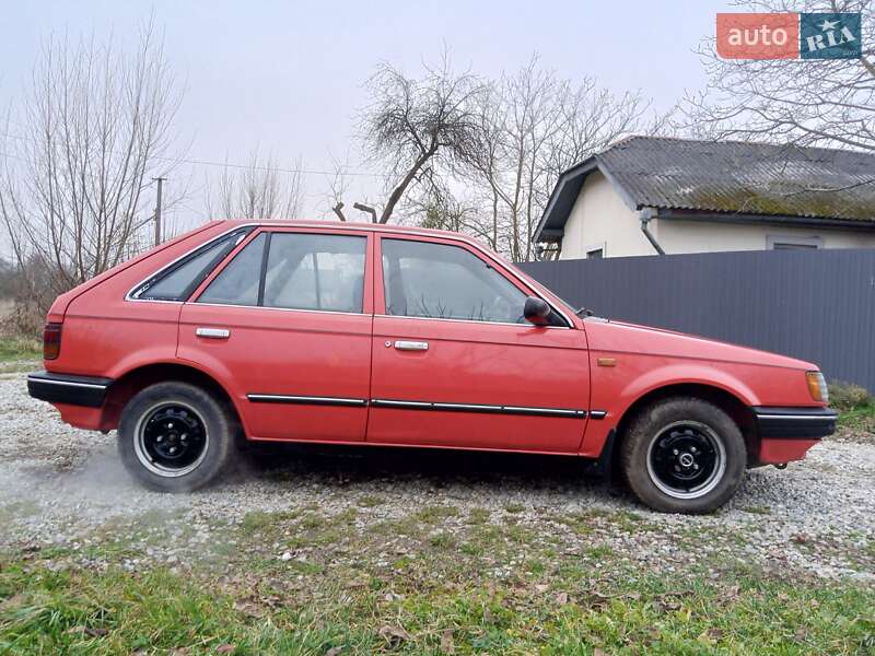 Хетчбек Mazda 323 1987 в Івано-Франківську фото 6 Хетчбек Mazda 323 1987 в Івано-Франківську