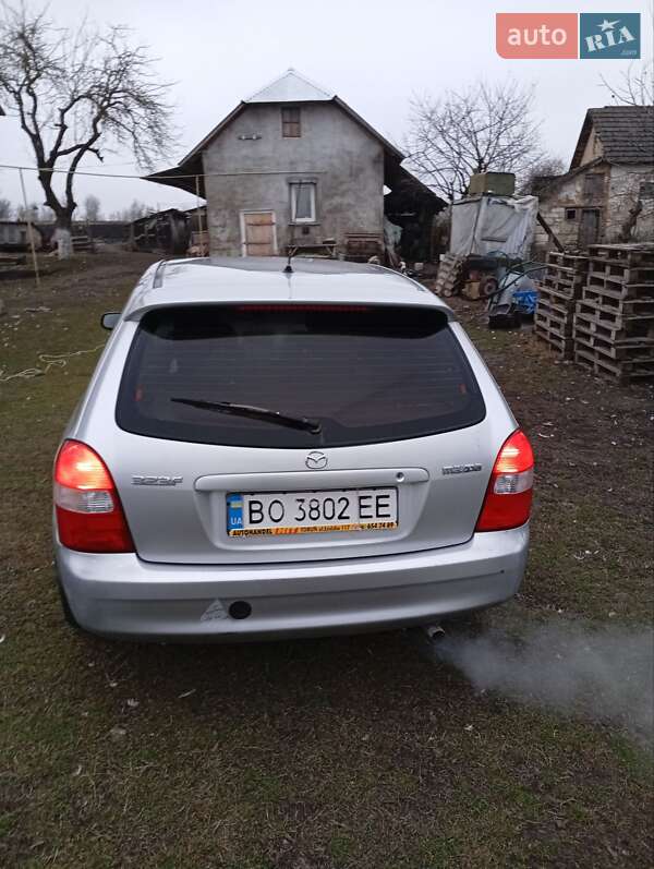 Хетчбек Mazda 323 2000 в Підволочиську