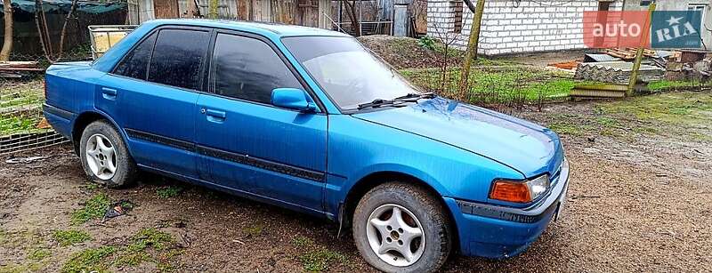 Mazda 323 1995 Mazda 323 1995