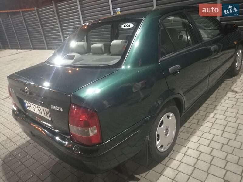 Седан Mazda 323 1998 в Запорожье