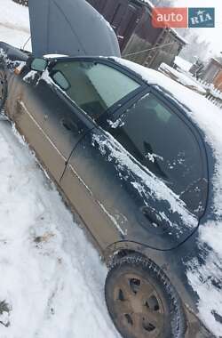 Седан Mazda 323 1996 в Ивано-Франковске