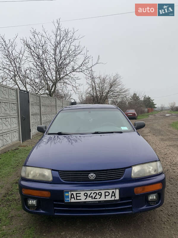 Седан Mazda 323 1995 в Кривому Розі