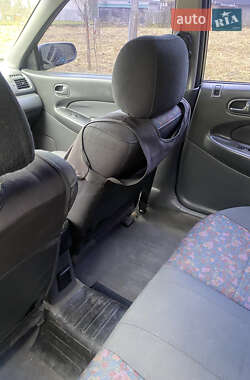 Седан Mazda 323 1997 в Бродах