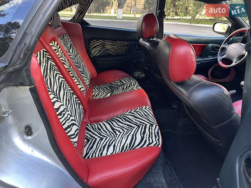 Хэтчбек Mazda 323 1996 в Подольске