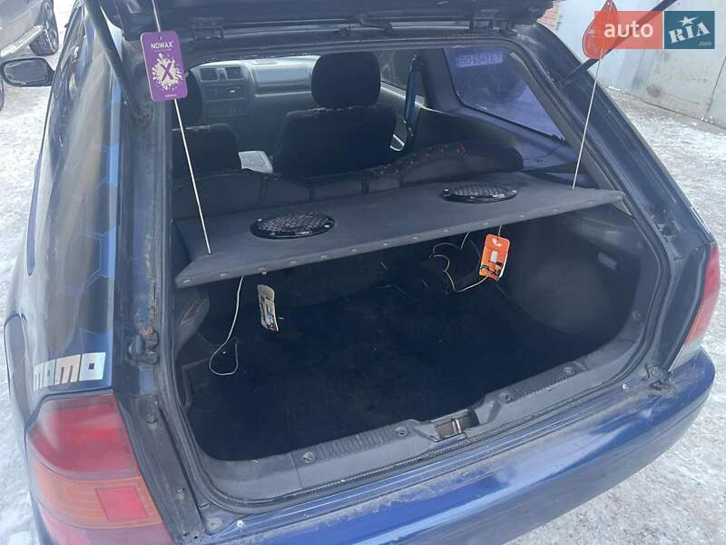 Хэтчбек Mazda 323 1999 в Тернополе