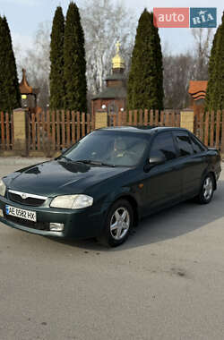 Седан Mazda 323 1999 в Дніпрі