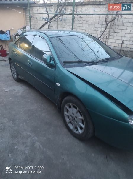 Седан Mazda 323 1995 в Одессе