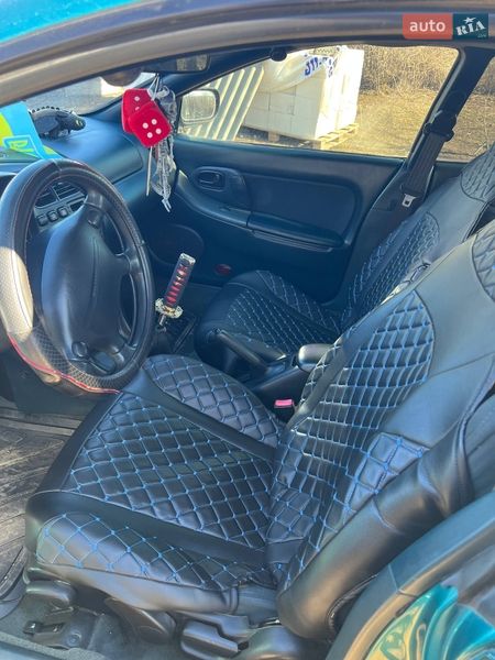 Хетчбек Mazda 323 1996 в Одесі