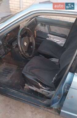 Универсал Mazda 323 1987 в Затоке