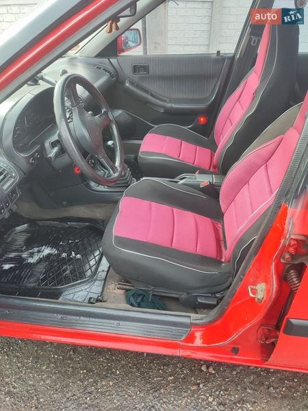 Хетчбек Mazda 323 1993 в Знам'янці