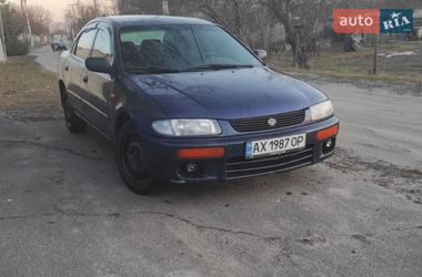 Седан Mazda 323 1995 в Харкові