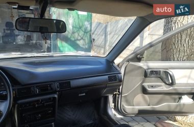 Седан Mazda 323 1989 в Полтаве