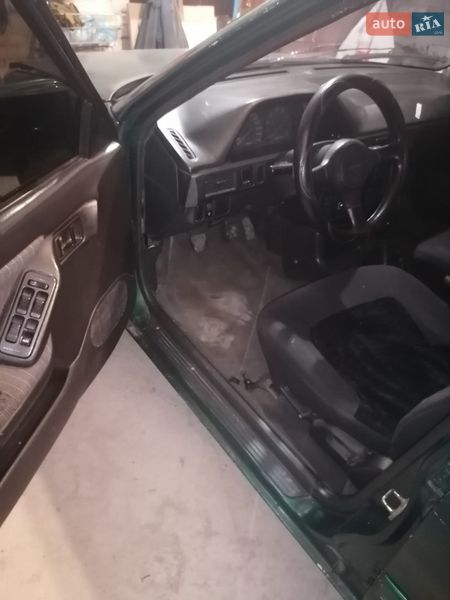 Хэтчбек Mazda 323 1994 в Виннице