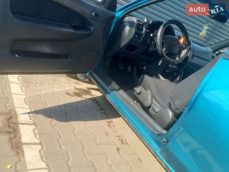 Хетчбек Mazda 323 1997 в Житомирі