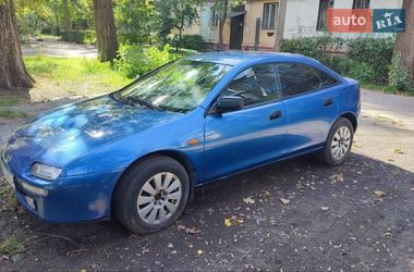 Хетчбек Mazda 323 1997 в Кривому Розі