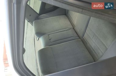 Седан Mazda 323 1991 в Киеве