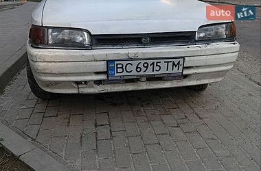 Седан Mazda 323 1992 в Львове