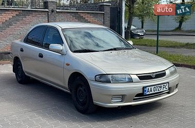 Седан Mazda 323 1998 в Києві