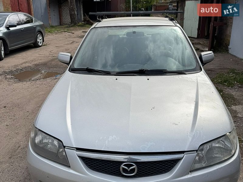 Mazda 323 2003
