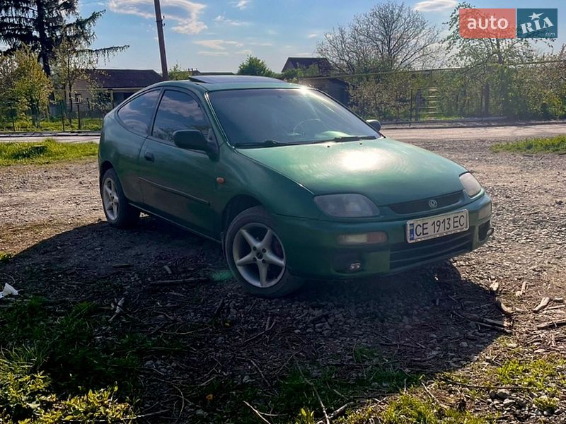 Mazda 323 1996