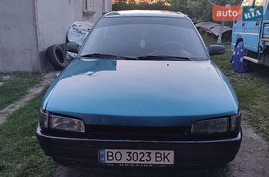 Седан Mazda 323 1993 в Кременце