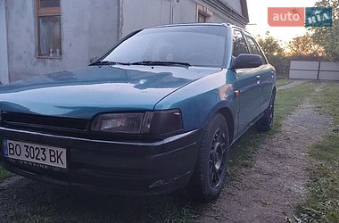 Седан Mazda 323 1993 в Кременце