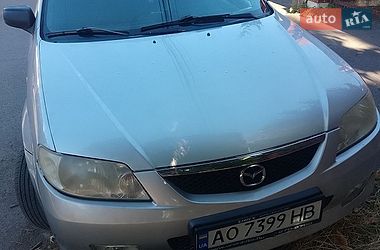 Хэтчбек Mazda 323 2000 в Берегово
