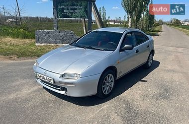 Седан Mazda 323 1995 в Одесі