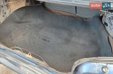 Седан Mazda 323 1990 в Дніпрі