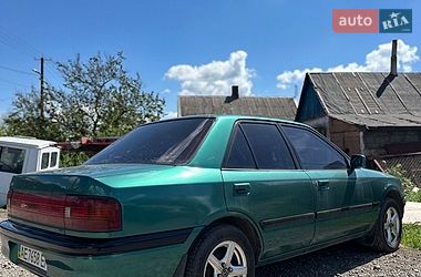 Седан Mazda 323 1995 в Кривом Роге