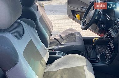 Хетчбек Mazda 323 1999 в Рогатині