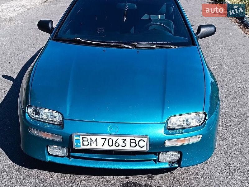 Хэтчбек Mazda 323 1998 в Нежине