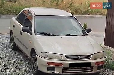 Седан Mazda 323 1995 в Корсуне-Шевченковском