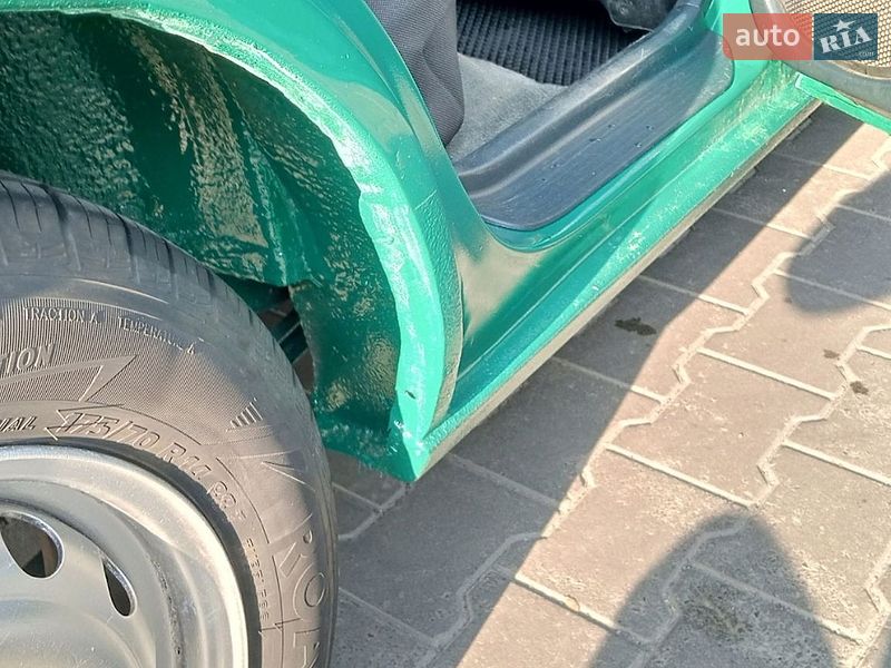 Хетчбек Mazda 323 1995 в Луцьку