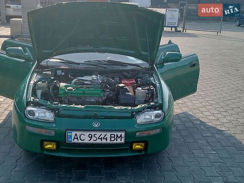 Хетчбек Mazda 323 1995 в Луцьку