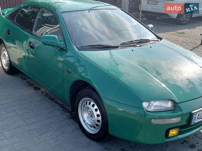 Хетчбек Mazda 323 1995 в Луцьку