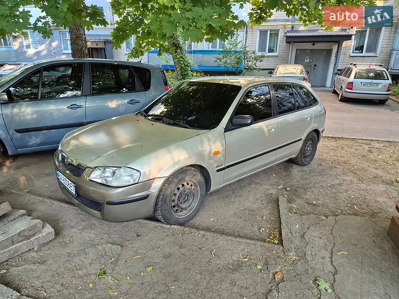 Mazda 323 1999