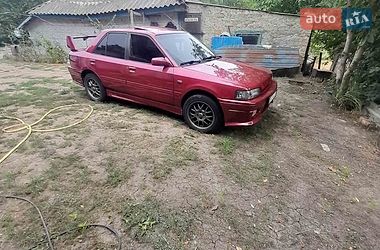 Седан Mazda 323 1992 в Балті