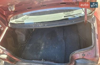Седан Mazda 323 1991 в Киеве