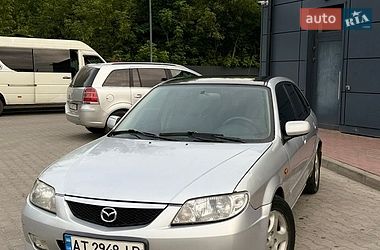 Хетчбек Mazda 323 2001 в Чернівцях
