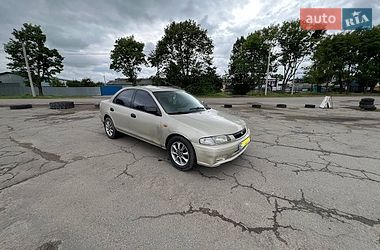 Седан Mazda 323 1997 в Нововолынске
