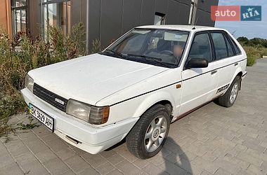 Хетчбек Mazda 323 1986 в Хмельницькому