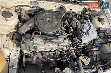 Хетчбек Mazda 323 1986 в Хмельницькому