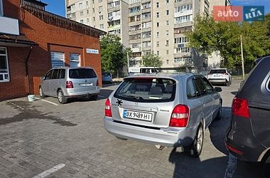 Хетчбек Mazda 323 2002 в Хмельницькому