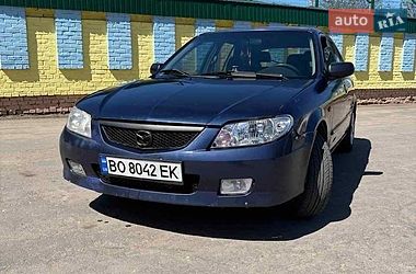 Хетчбек Mazda 323 2001 в Волочиську