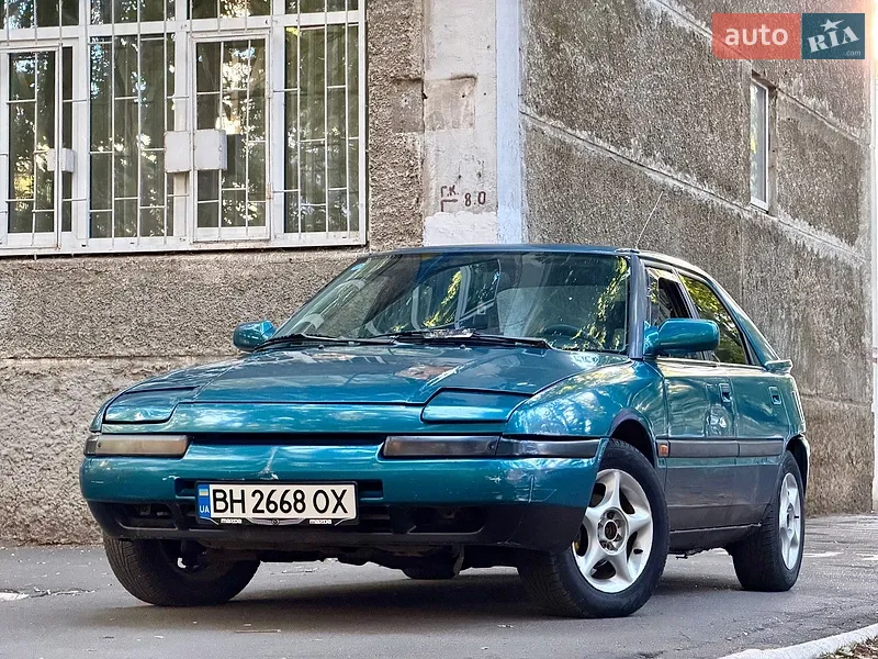 Mazda 323 1992