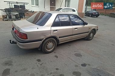 Седан Mazda 323 1993 в Вінниці
