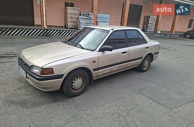Седан Mazda 323 1993 в Вінниці