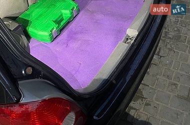 Хетчбек Mazda 323 2003 в Одесі