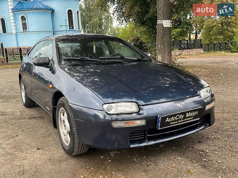 Mazda 323 1998